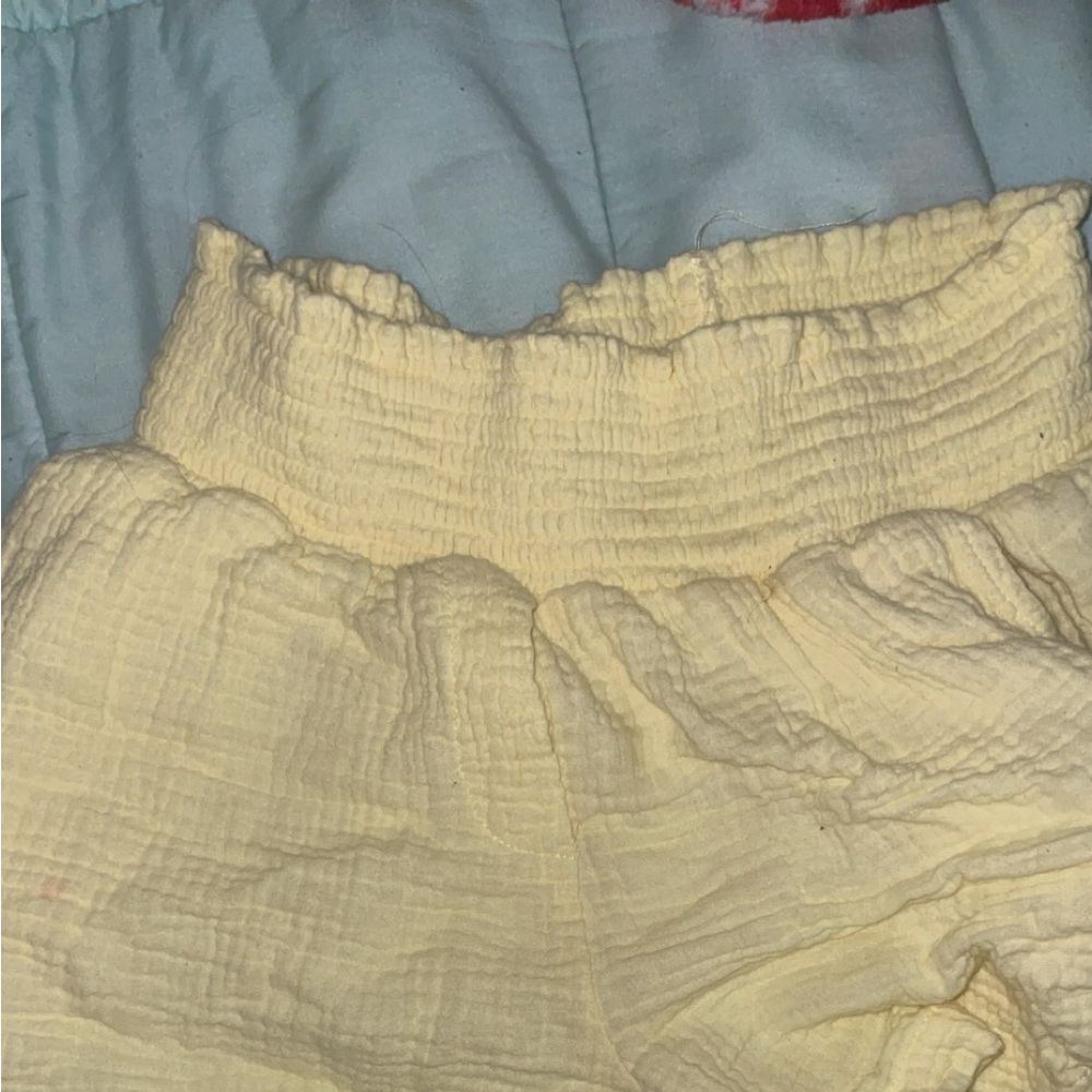 DREW Kids Cream Ruffled Bottoms